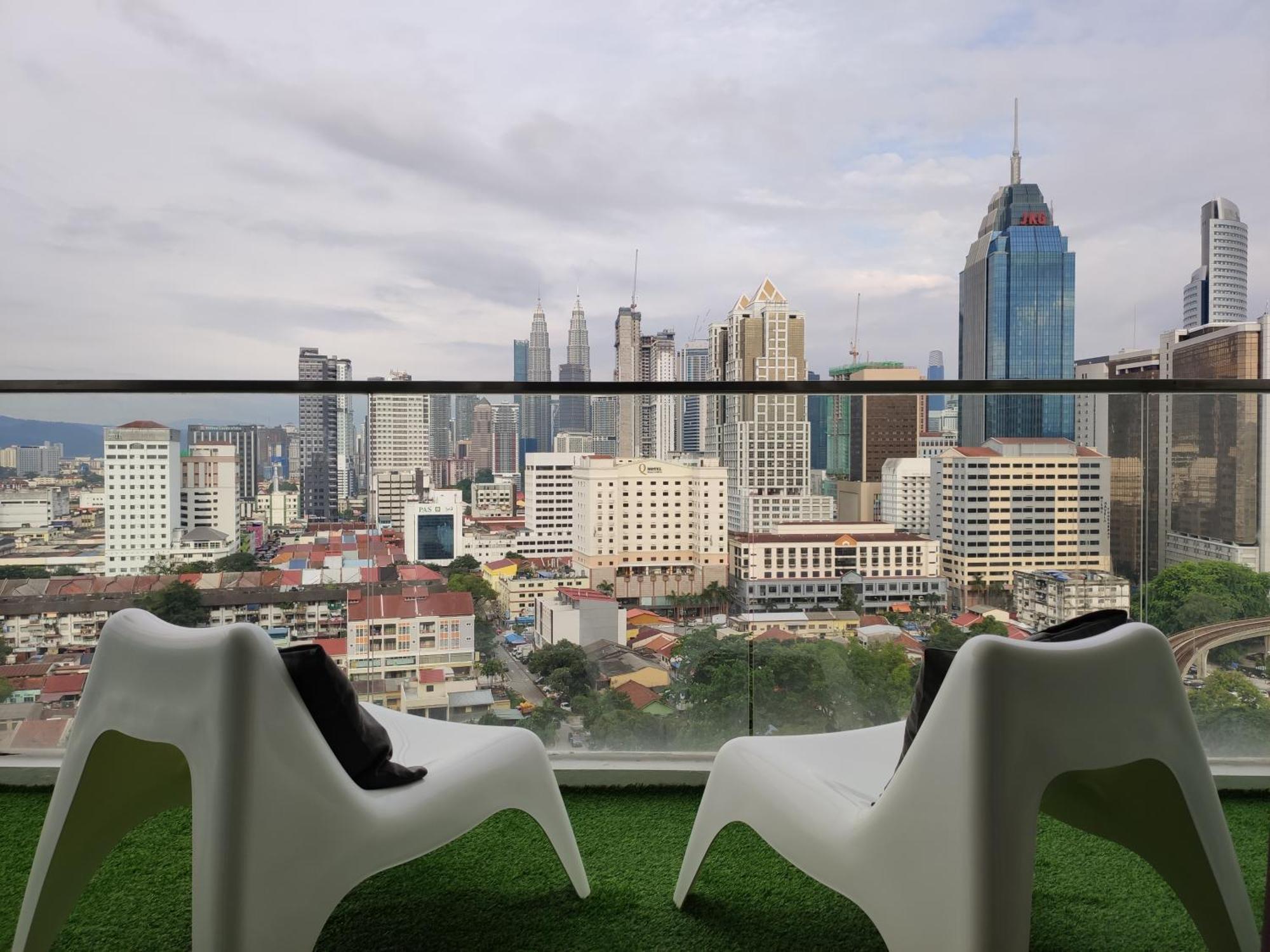 Regalia Residence And Suites By Awesomestay Kuala Lumpur Zewnętrze zdjęcie